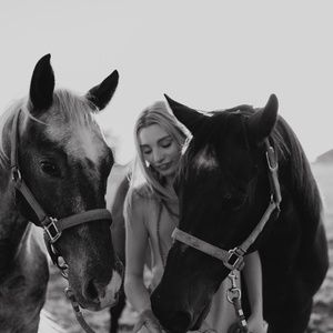 Meet your Posher, Lexie